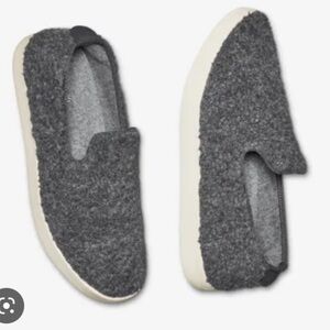 Allbirds gray Fluff Wool Loungers